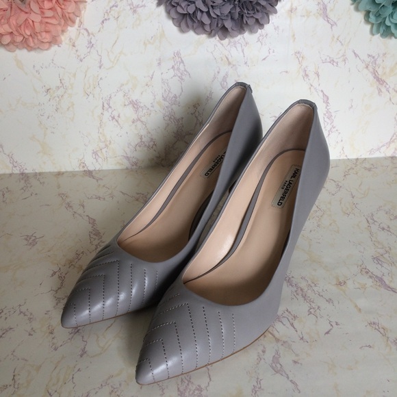 Karl Lagerfeld Shoes - 🌺🌺 Karl Largerfeld Paris Roulle Point-Toe Pumps